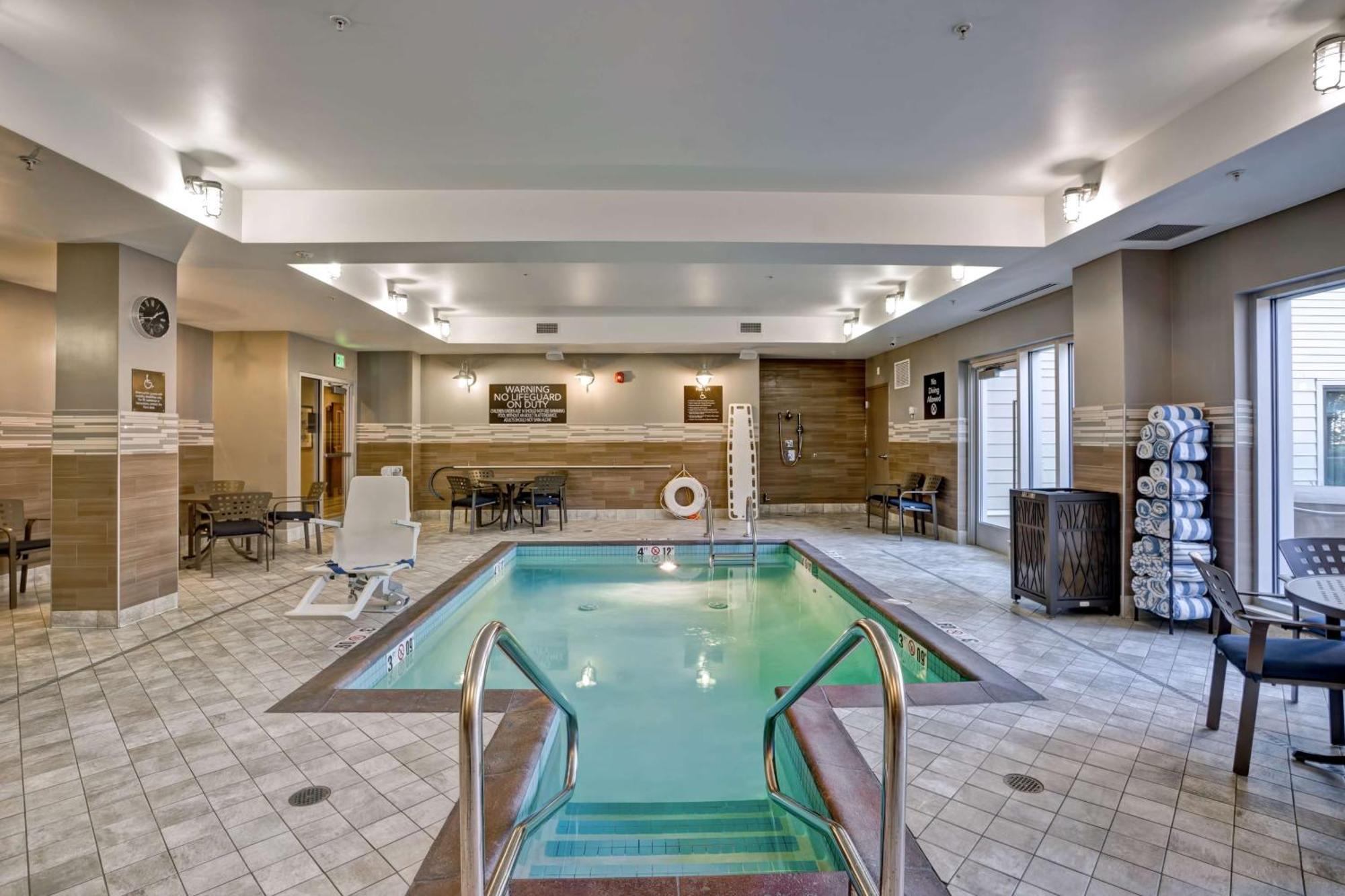 Homewood Suites By Hilton Boston Brookline-Longwood Medical Exterior photo