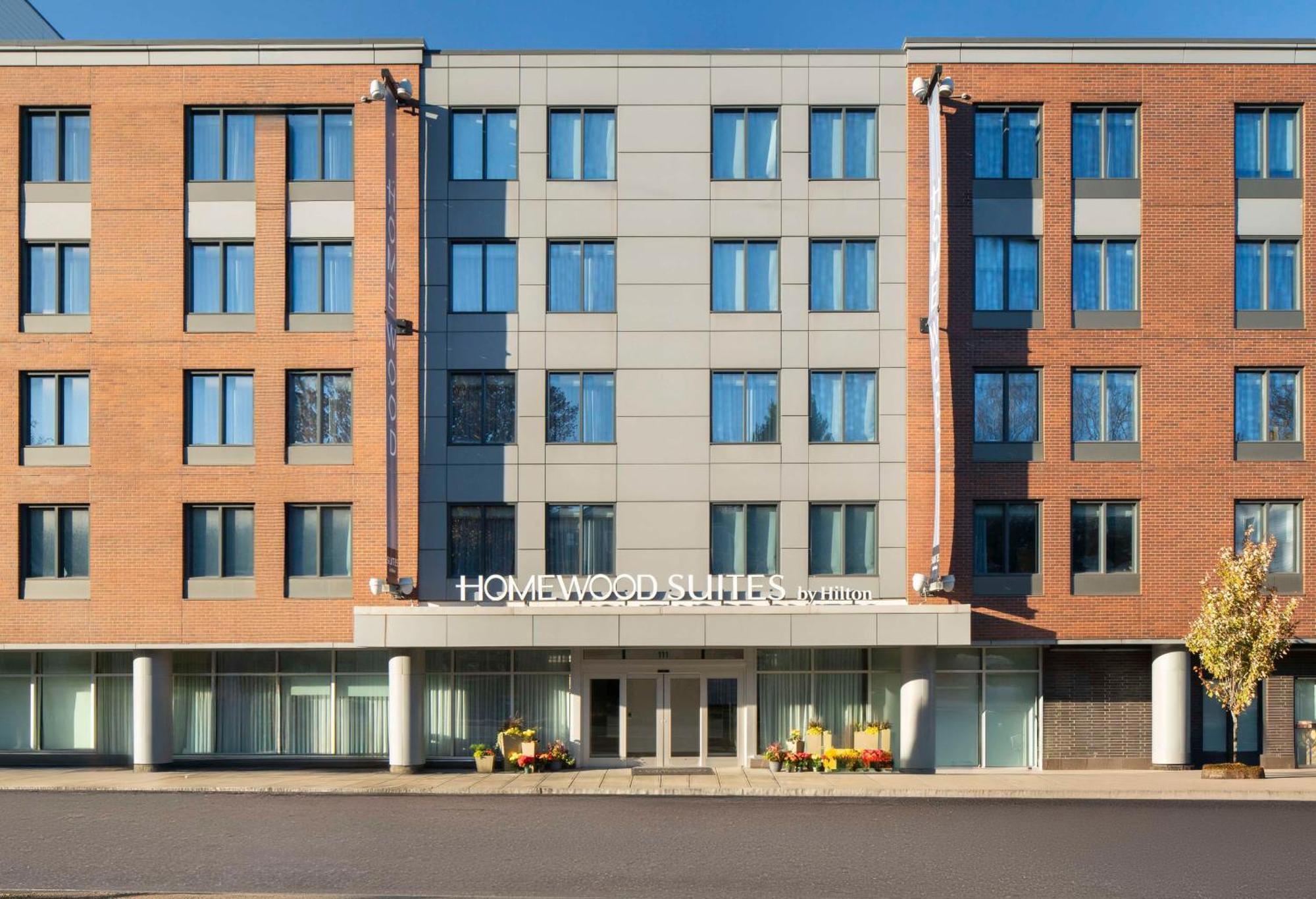 Homewood Suites By Hilton Boston Brookline-Longwood Medical Exterior photo